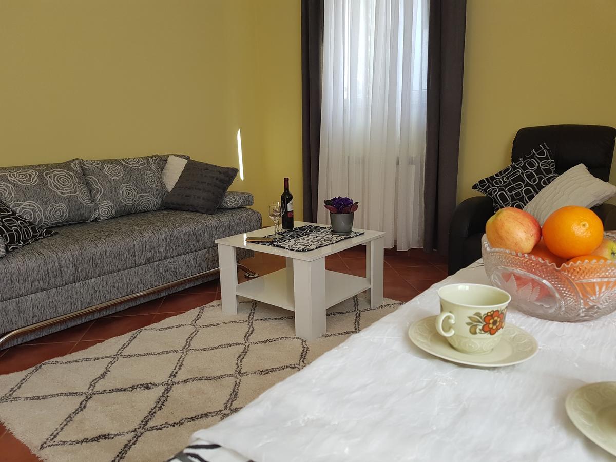 Apartments Ella Rovinj Zewnętrze zdjęcie