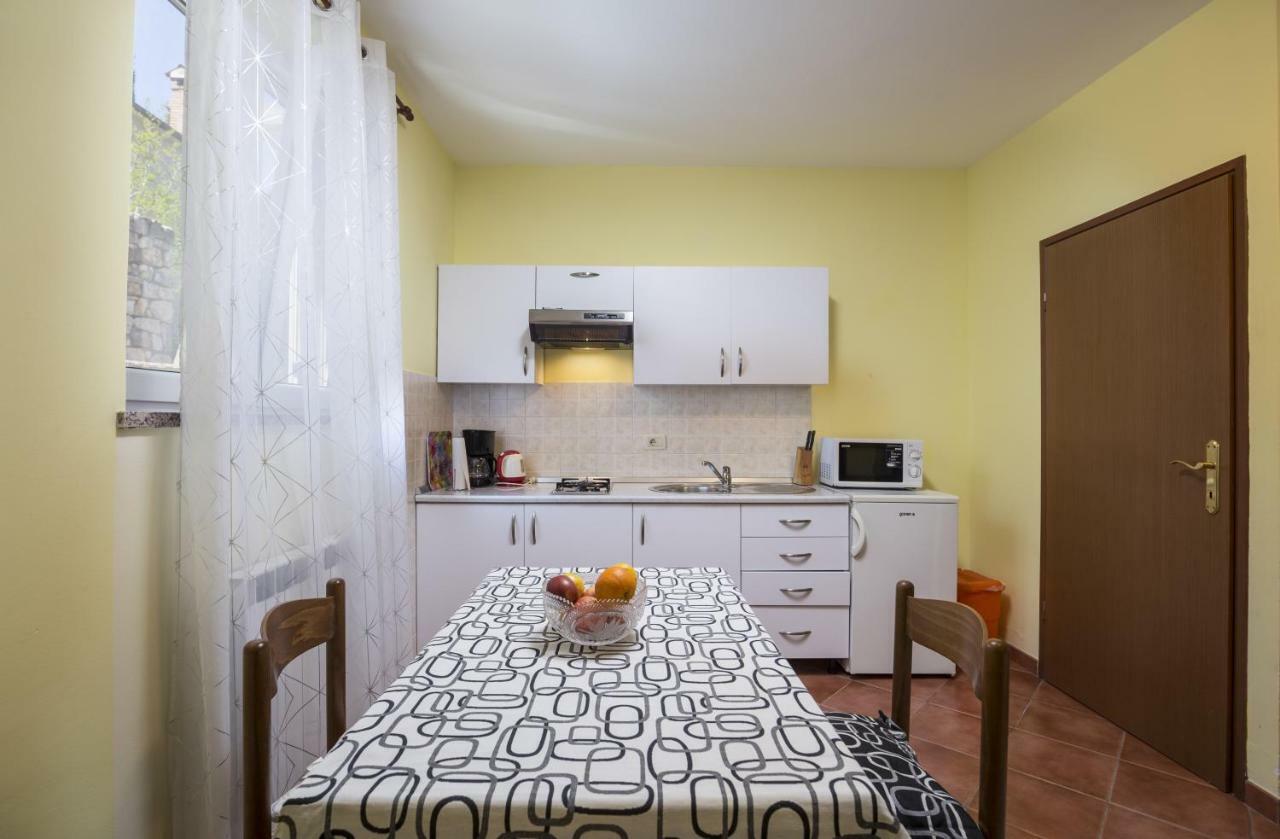Apartments Ella Rovinj Zewnętrze zdjęcie
