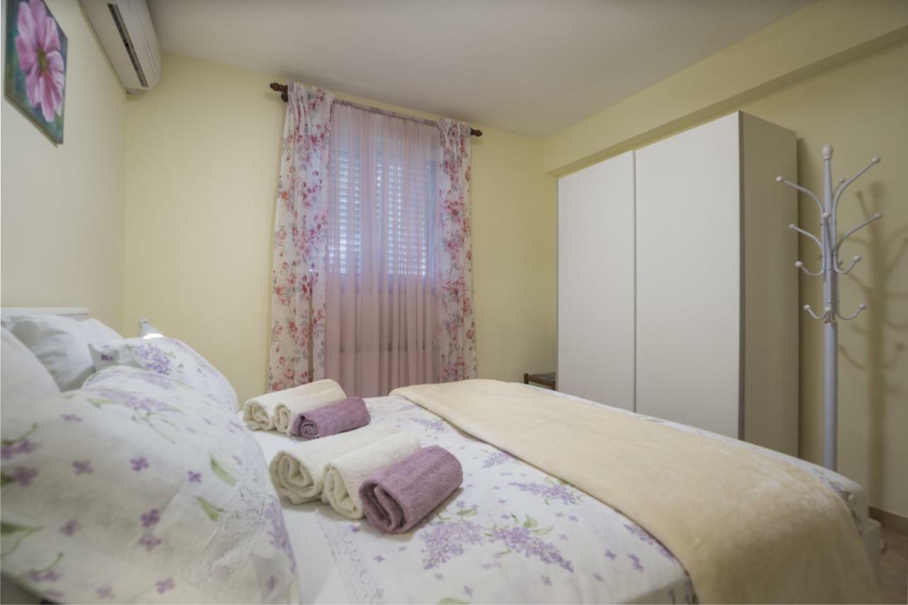 Apartments Ella Rovinj Zewnętrze zdjęcie