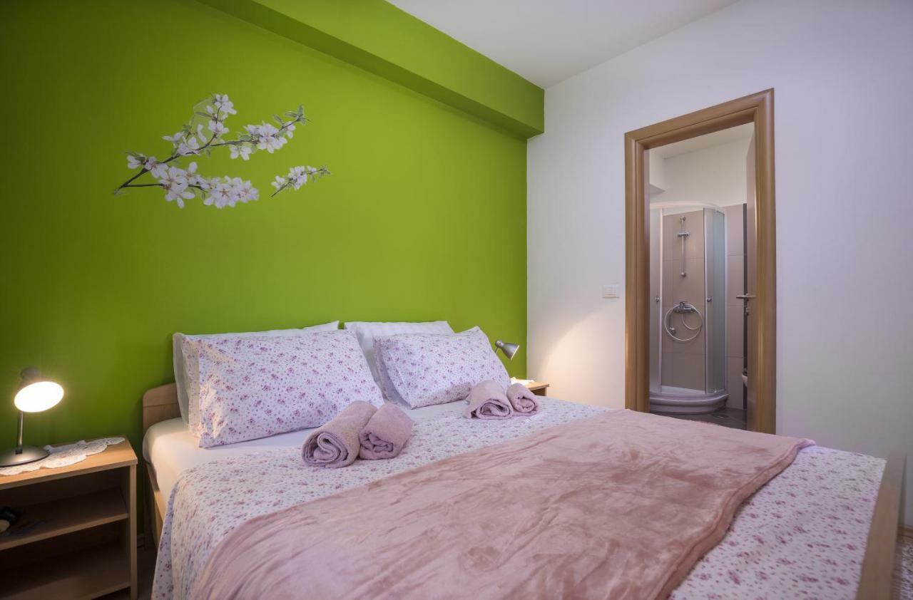 Apartments Ella Rovinj Zewnętrze zdjęcie
